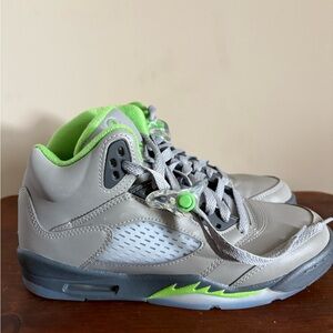 Nike Air Jordan Retro 5 Green Bean Youth Size 5.5 Brand New, DQ373403